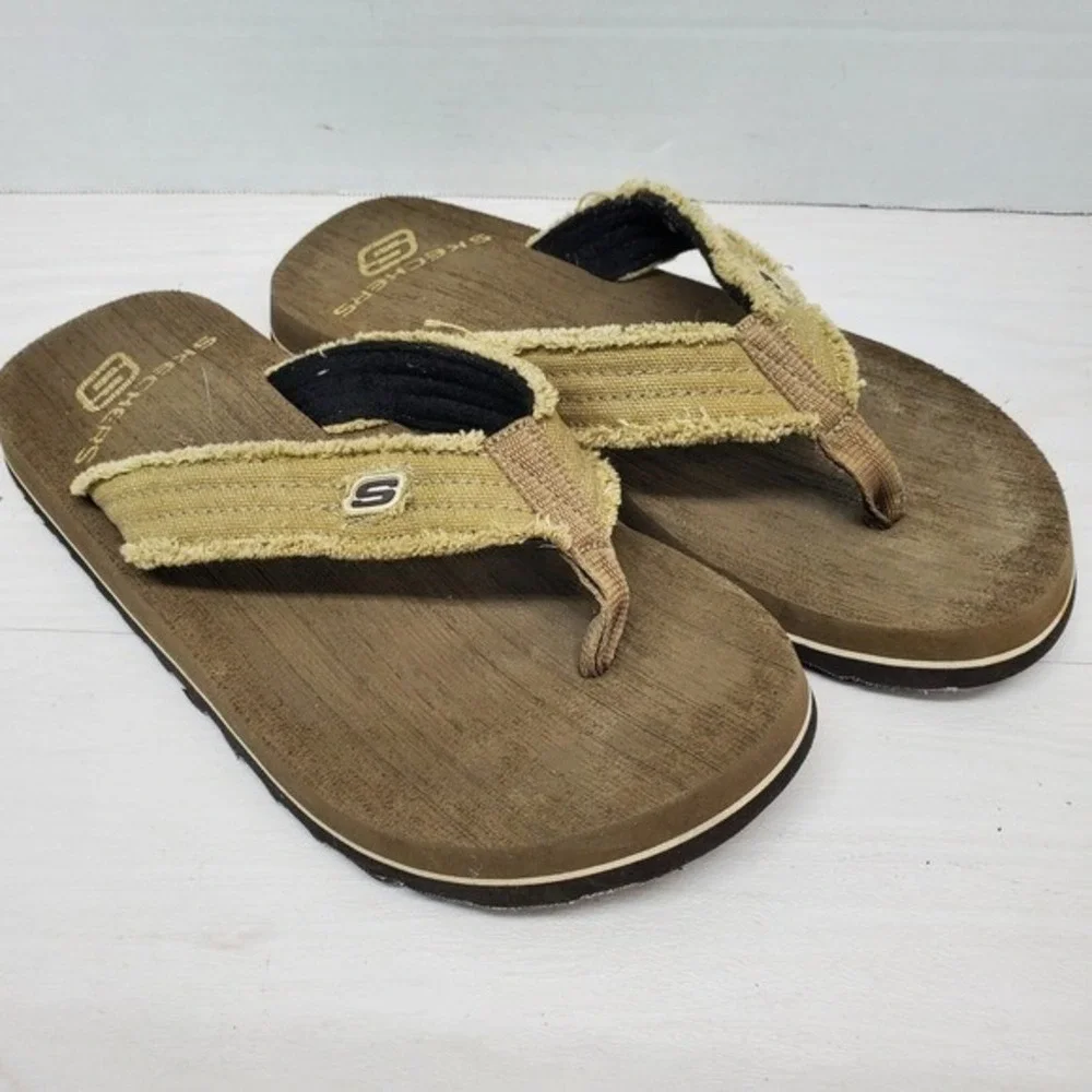 Skechers Men's Flip Flops Thong‎ Sandals Brown Tan Canvas Strap Comfort Size 7